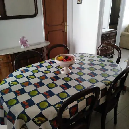 דירה Moradia Sales נאזרה
